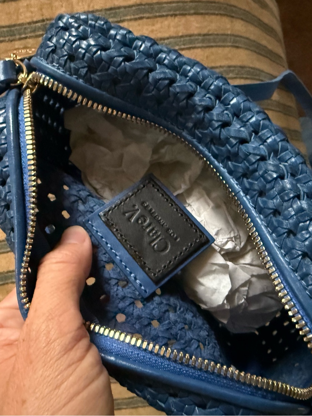Clare V. midi sac woven leather crossbody bag - Picture 5 of 5